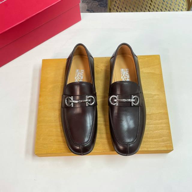 Ferragamo P: Size:39-44 38.45.定做 菲拉格慕高端男士正装鞋休闲皮鞋，绅士臻享 型男必备 意大利进口牛皮皮胚 头层牛皮鞋面 皮质质感